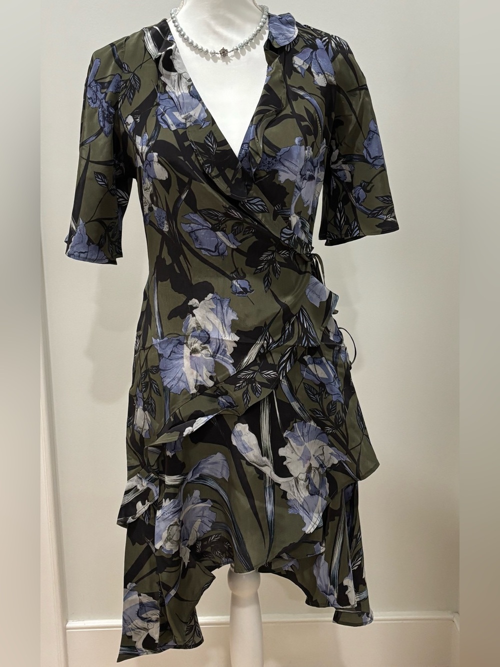 All Saints Meagan Floral Wrap Dress Size 4 Wedding, Cocktail, Resort, Party